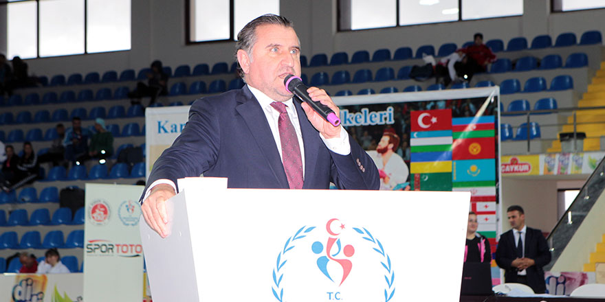 Yeni Spor Bakanı Osman Aşkın Bak