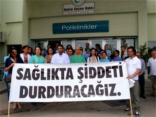 Sağlıkta yine şiddet, çalışanlardan yine isyan