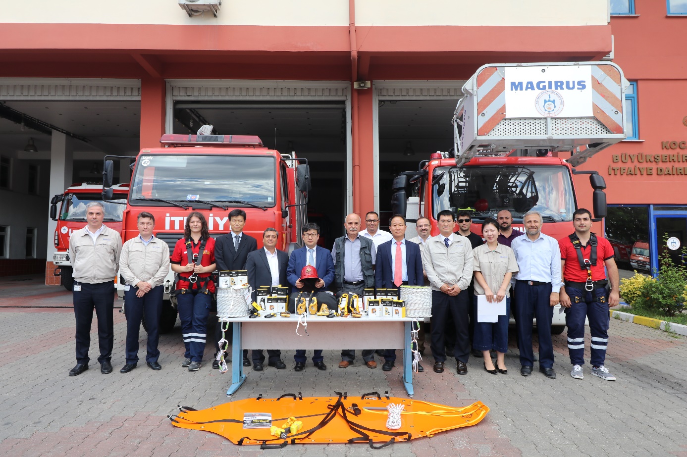  Kocaeli İtfaiyesi’ne övgü