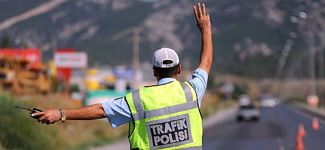 172 bin 825  araç kontrol edildi