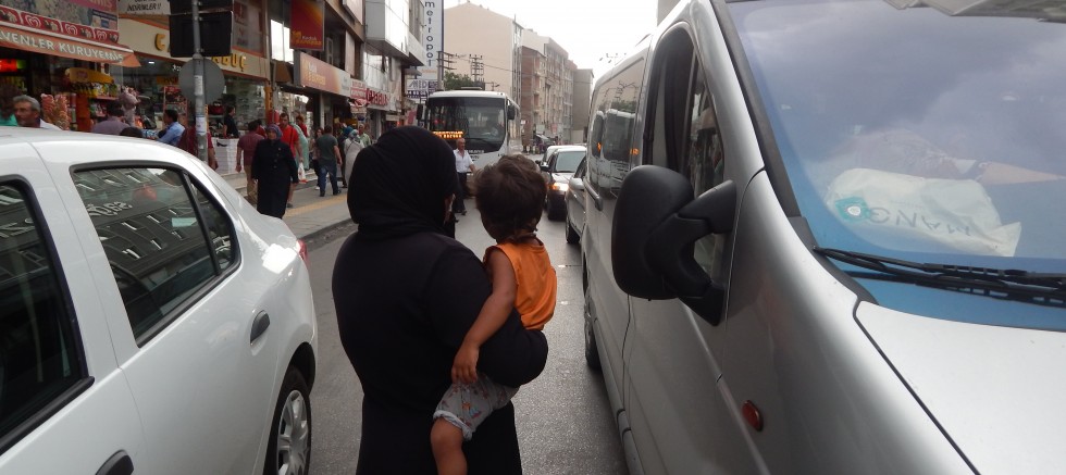 Bunlara kim dur diyecek?