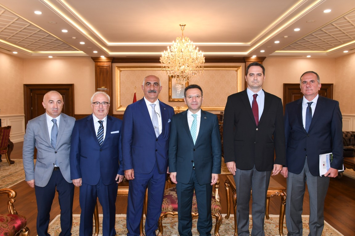 Kömürcüler Vali Aksoy’u ziyaret etti