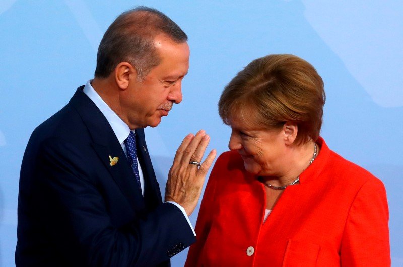 Almanya’nın saygın gazetesinden Berlin’e Türkiye çağrısı
