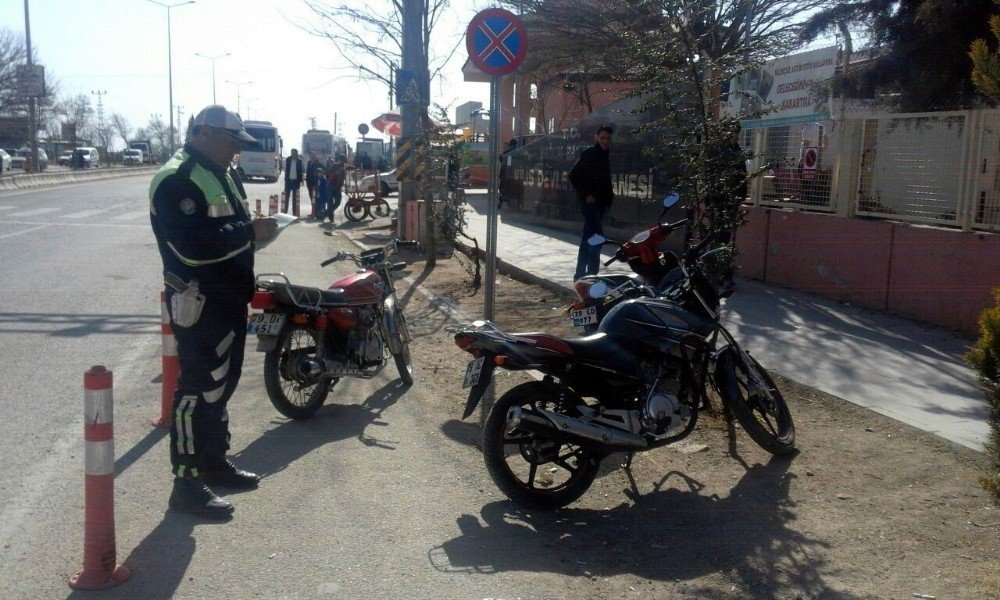 Motosikletlere ceza yağdı