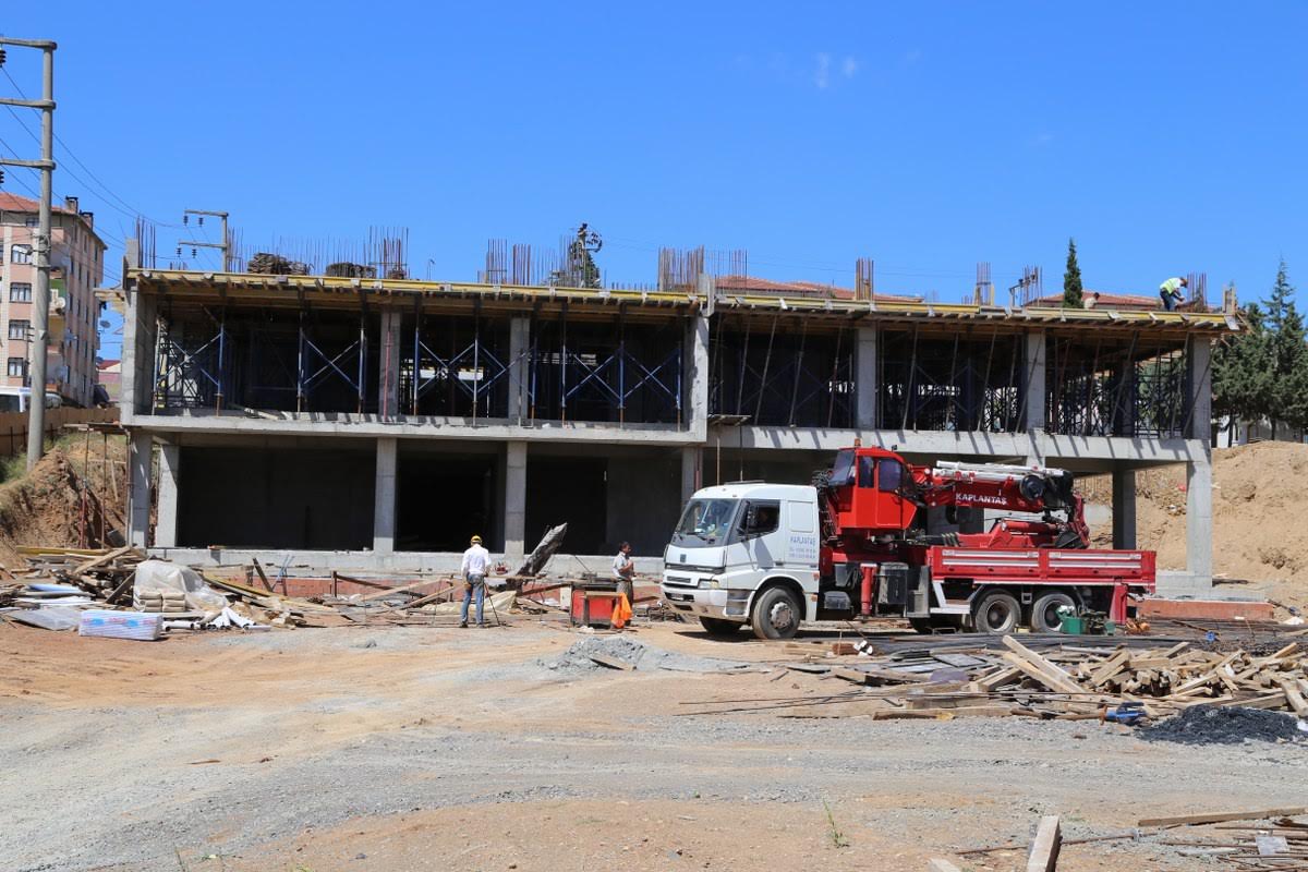 Projeler hızla yükseliyor