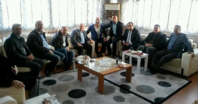 AKP Darıca Karslıların başkanına ziyaret