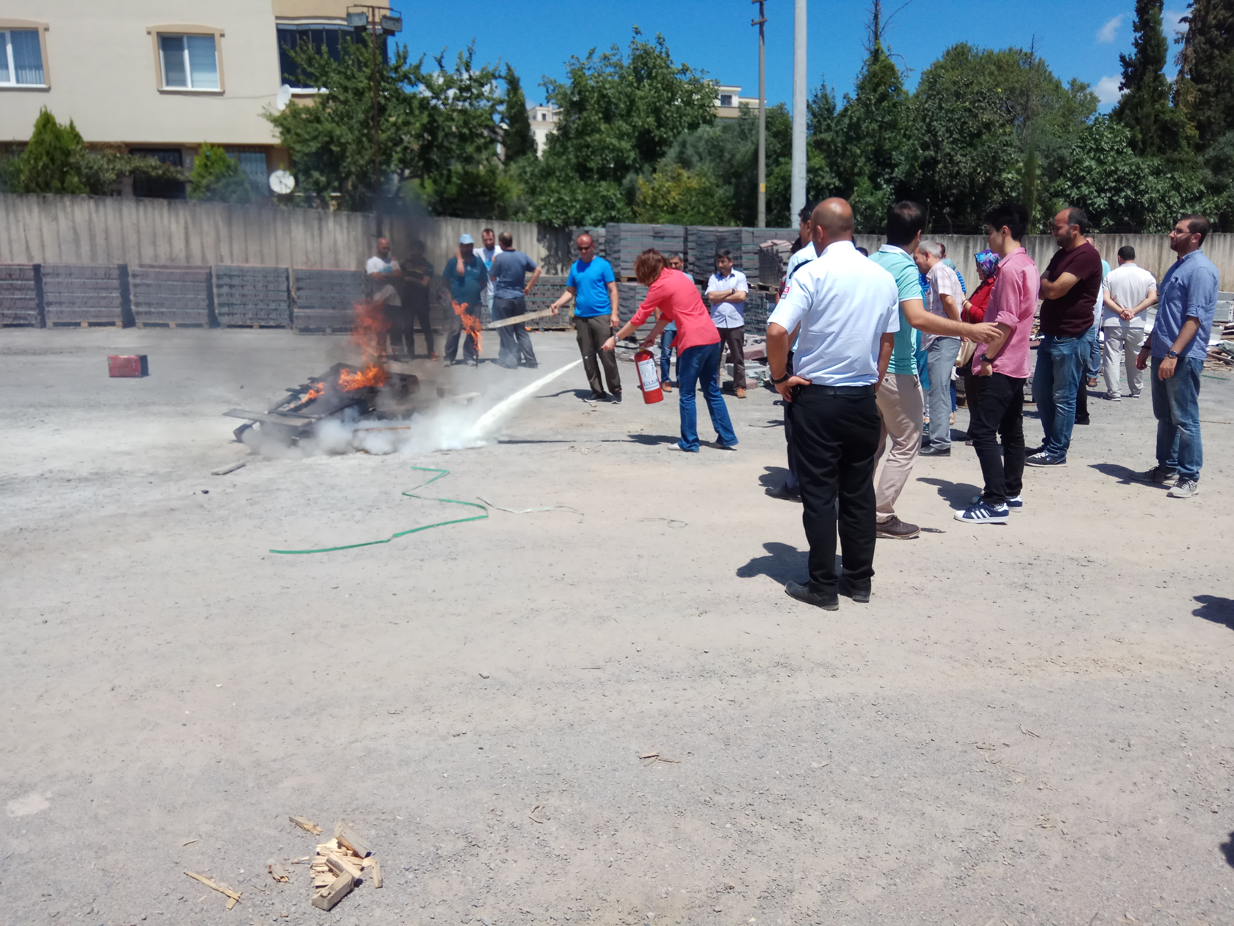 Belediye personeline yangın eğitimi