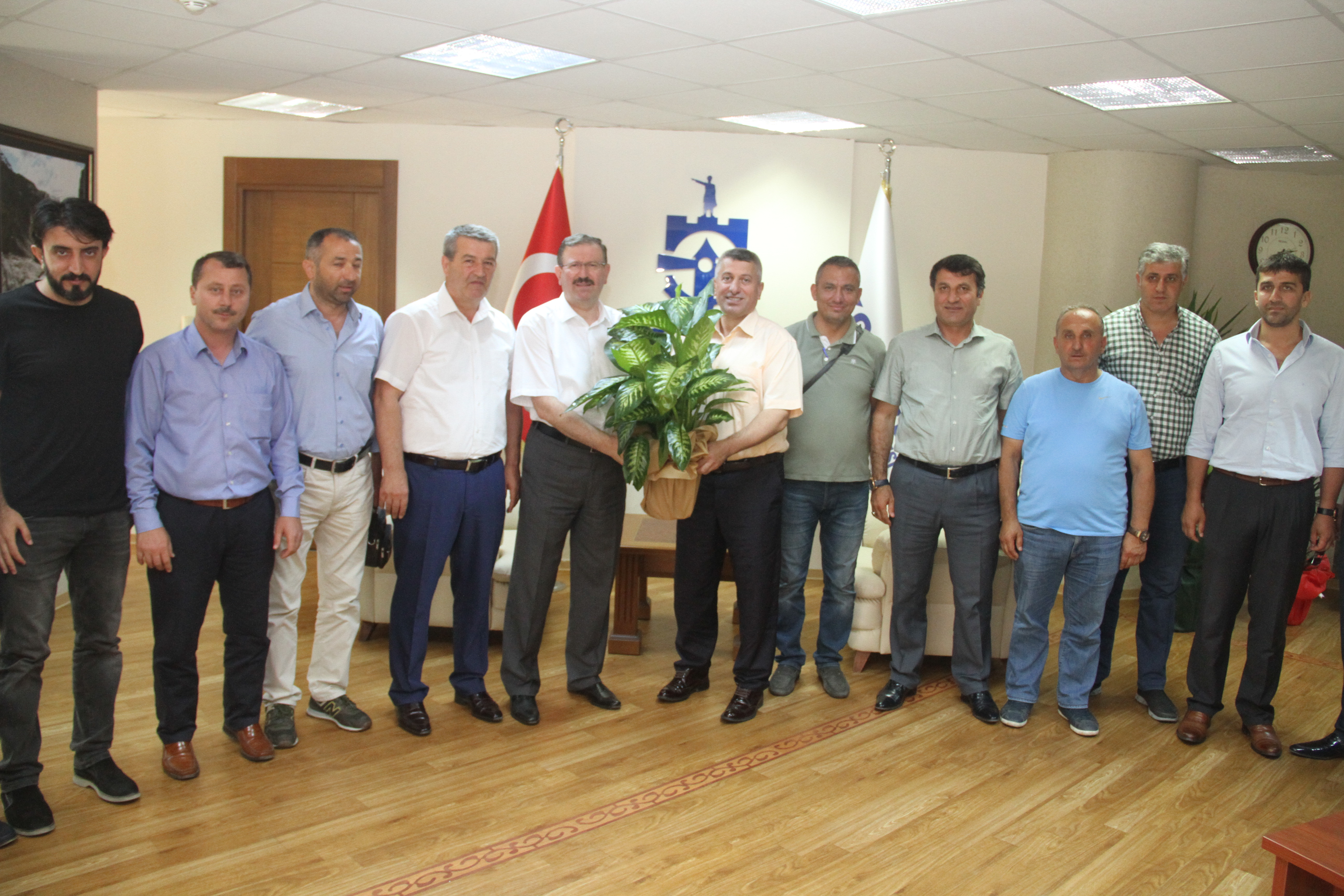 Minibüsçüler ve Otobüsçüler Odası hayırlı olsun dedi