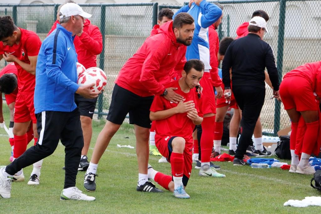 Hücum sonuç getirdi : 1-0