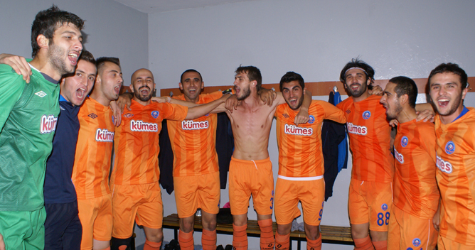 Lider Tavşantepe deplasmanında