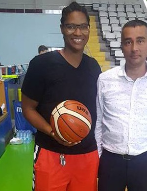 AMERİKA’LI İDMANA ÇIKTI