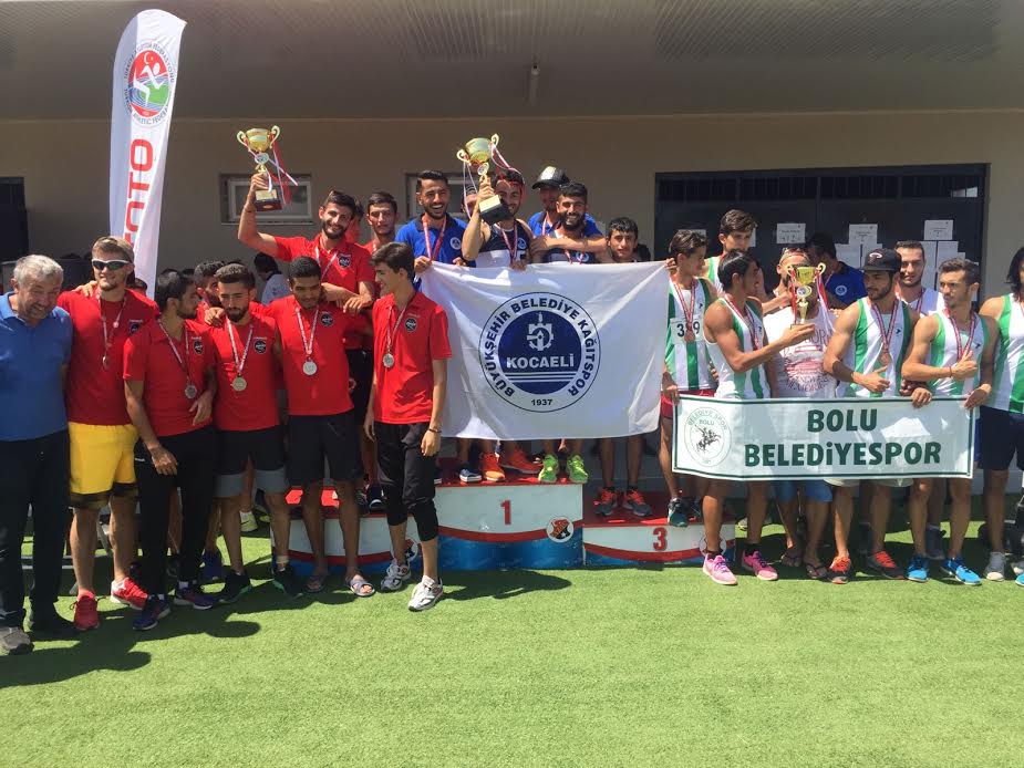 ATLETLER SÜPER LİGDE