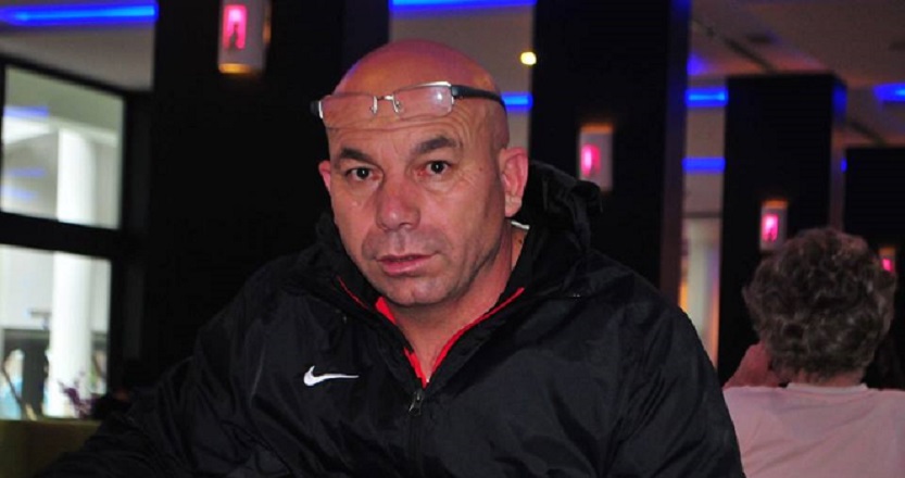 MENEKŞE TAKIM OLUYOR