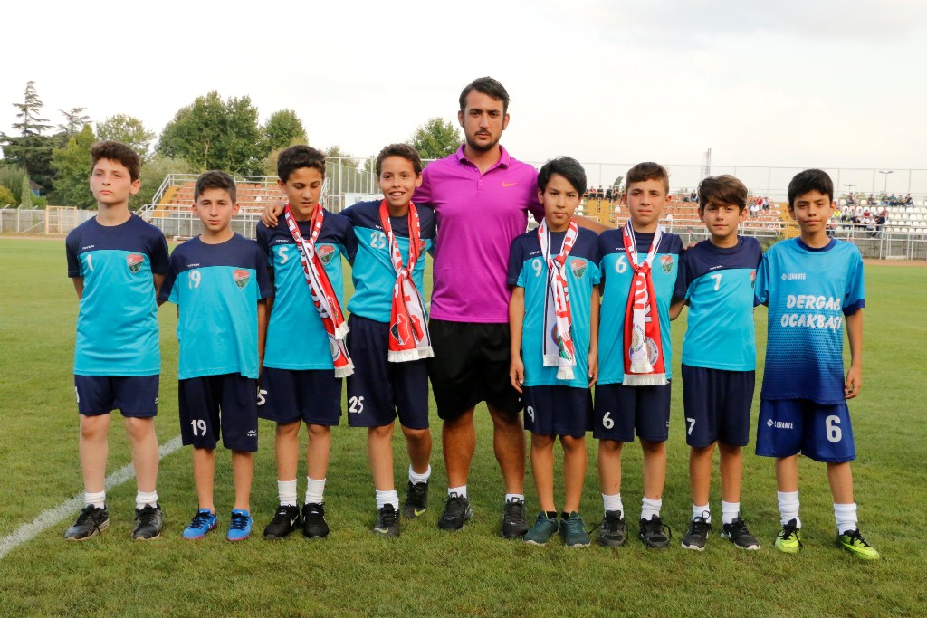 BAKAN OSMAN BAK DİRİLİŞ KAMPINI ZİYARET ETTİ