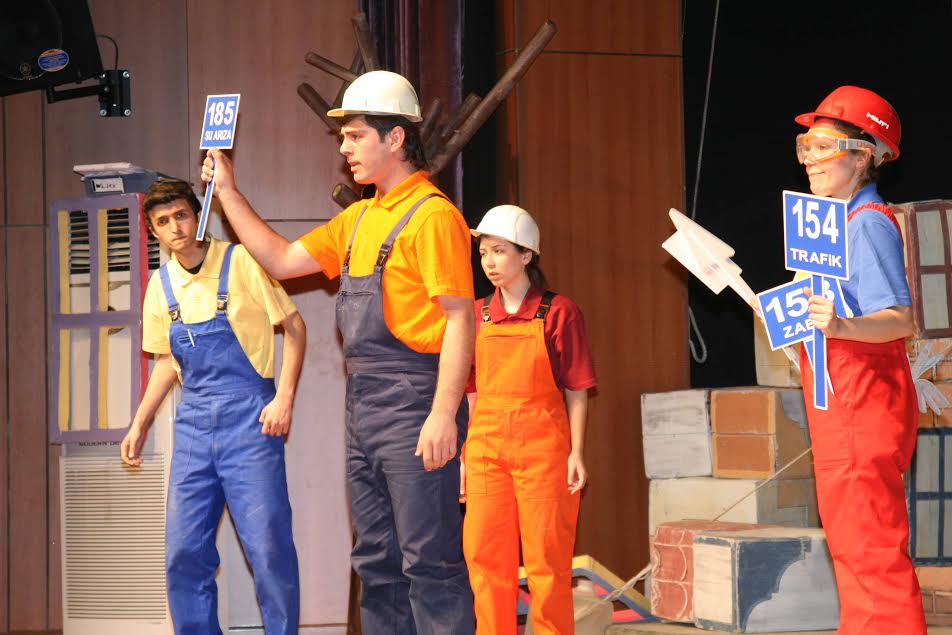 Deprem eğitimleri sürüyor