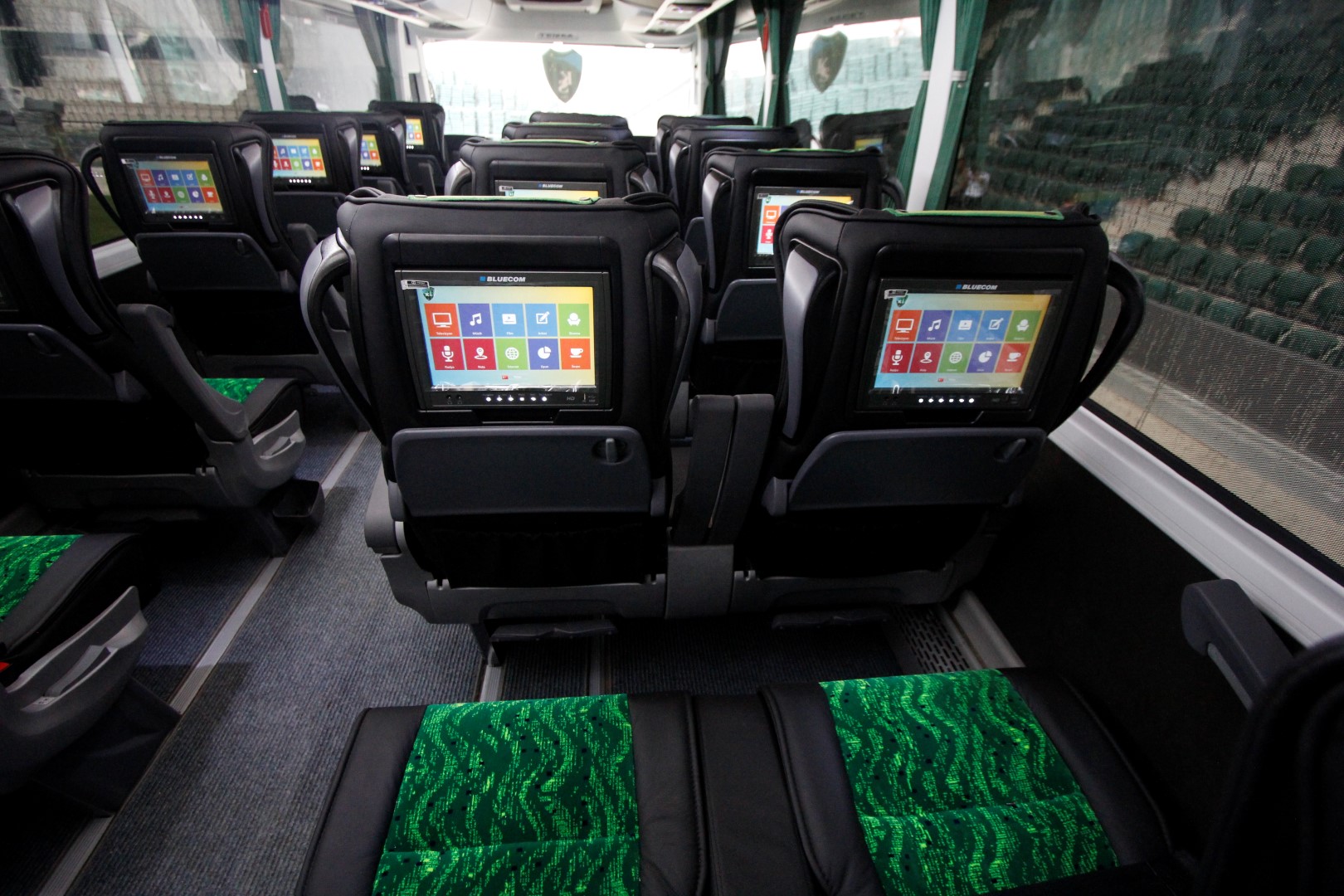 Büyükşehir’den Kocaelispor’a yeni takım otobüsü