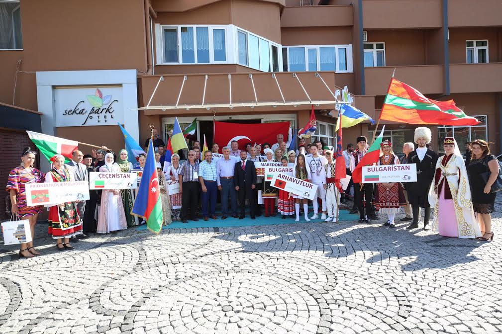 “Dünya barışını hep beraber sağlayacağız”