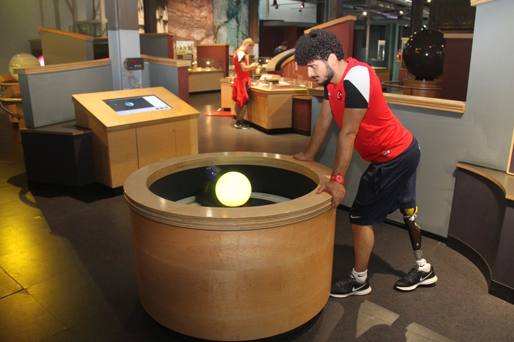 Ampute Milli Futbol Takımı, Gez-Gör ile İzmit’i gezdi