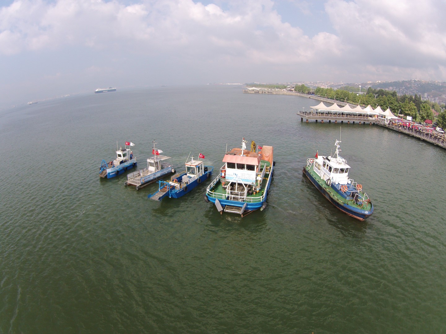 Atıklar arıtma tesislerine gidiyor   