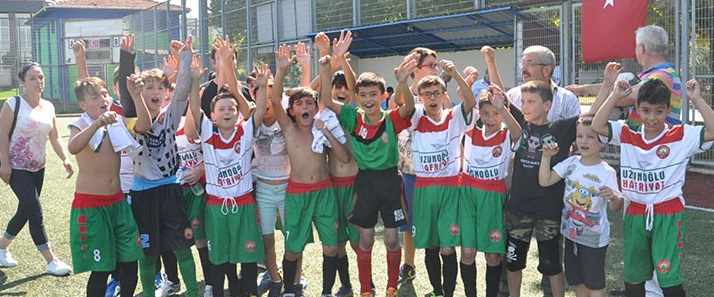 MİNİKLER GOLLÜ BAŞLADI