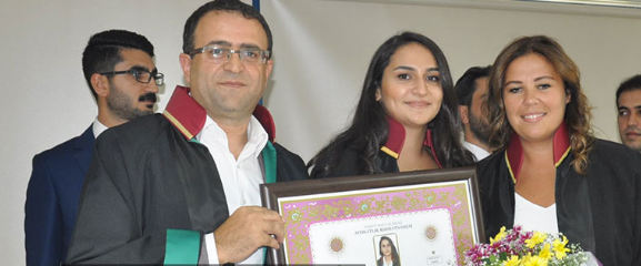 Yeni avukatlar yemin etti