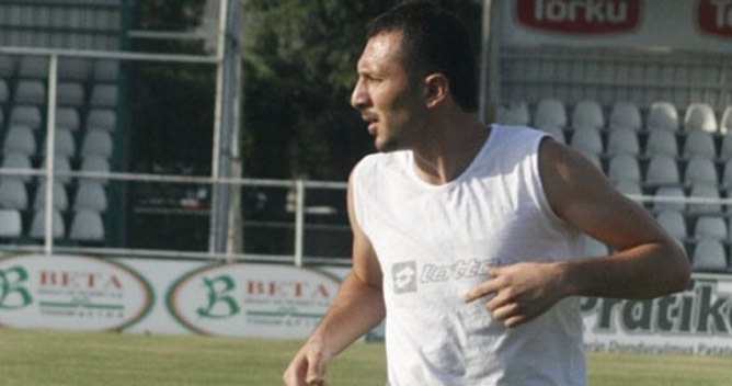 TARAFTARIN MURAT DİLEK AŞKI BİTMİYOR