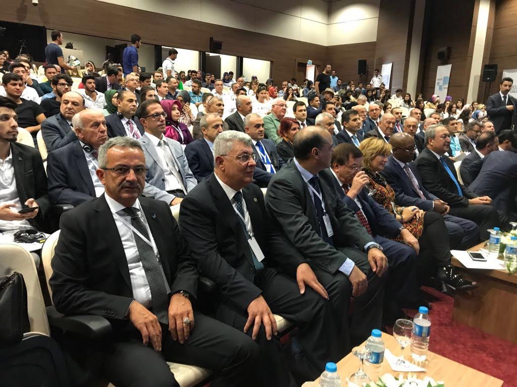 Forumun açılışını Köşker yaptı