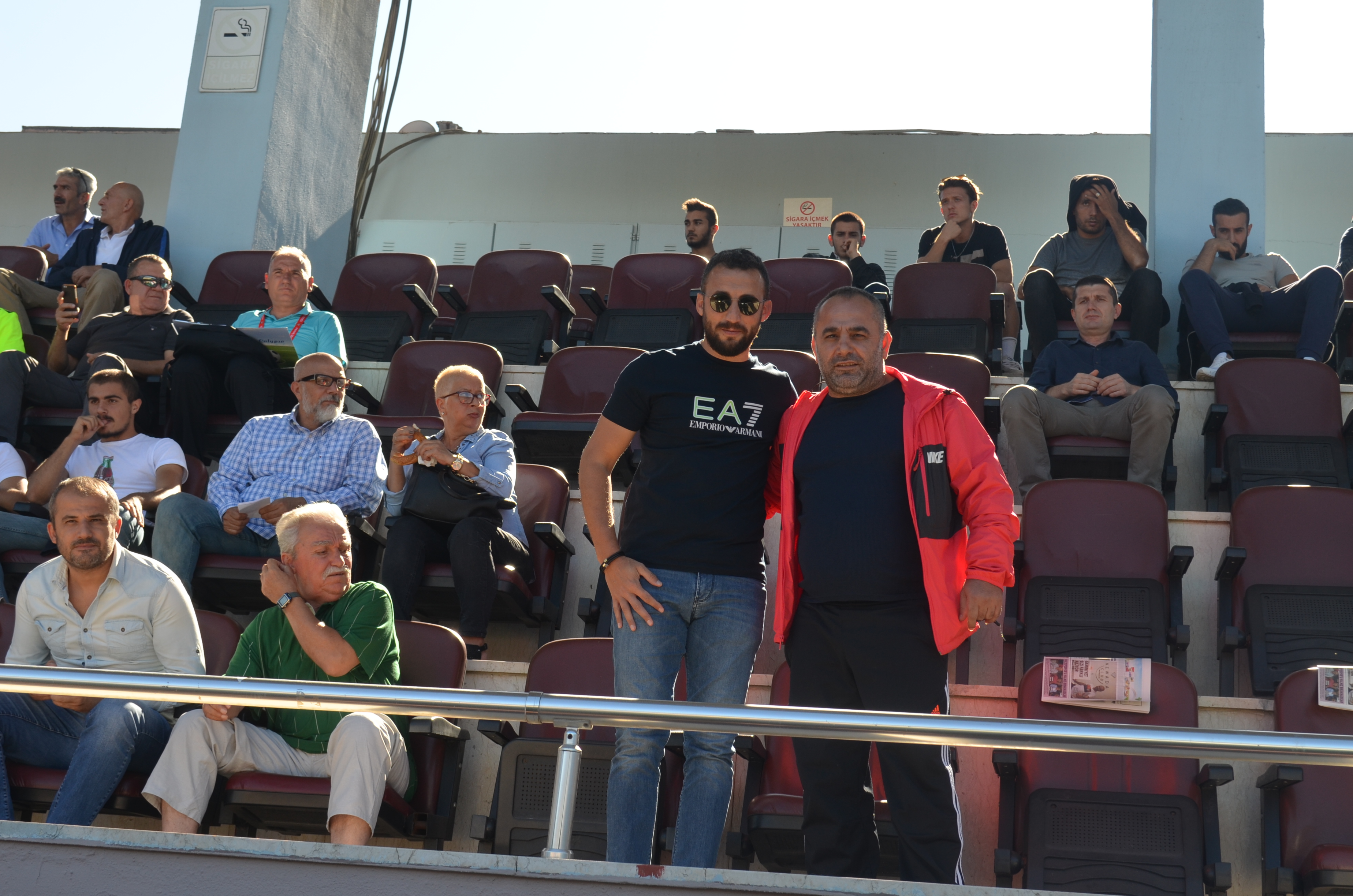 ÇAKIR YALNIZ BIRAKMADI