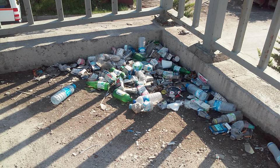 Üstgeçitte çirkin görüntü