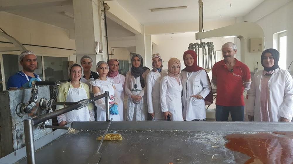 Hepsi pişmaniye ustası olacak