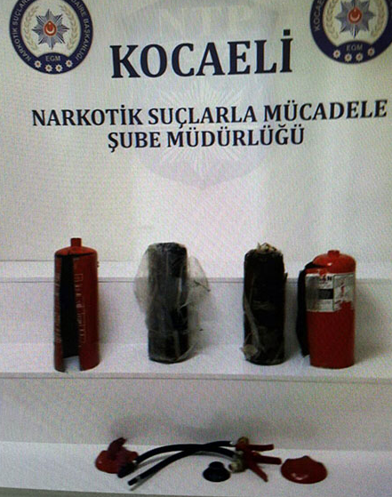 Yangın tüpünde uyuşturucu ele geçirildi