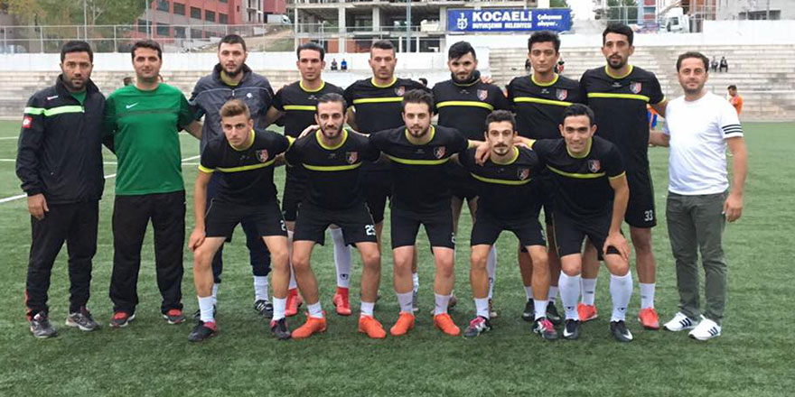 Kullar galibiyetle başladı: 1-2