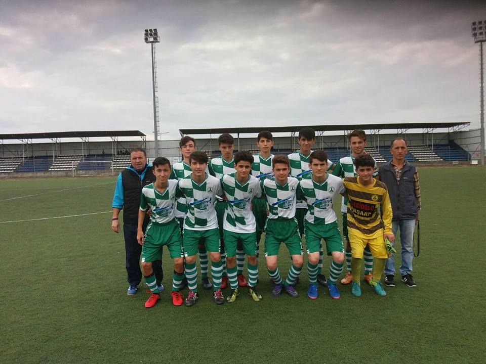 GENÇLERİN KRALI BEYLİKBAĞI