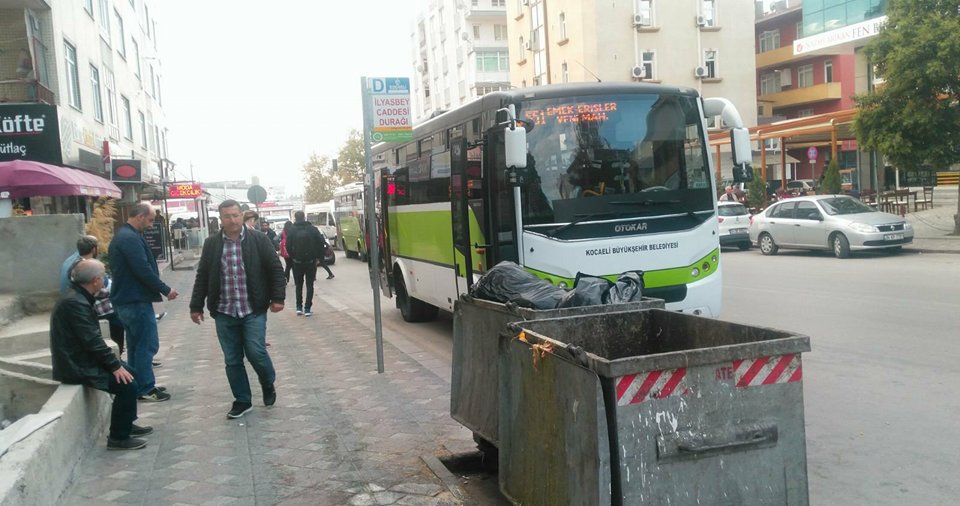 Çöp konteynırları kirlilik yaratıyor