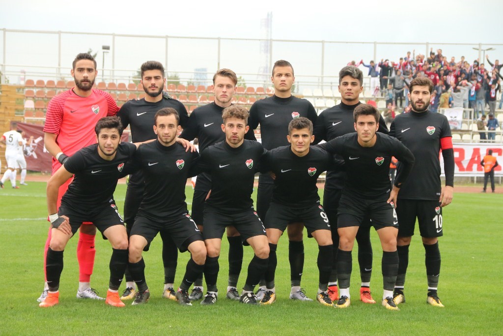Birlikspor ateşle oynuyor