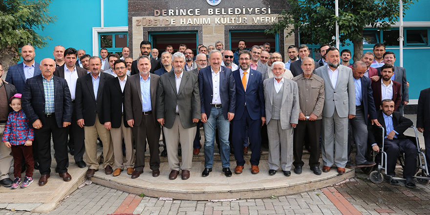 Din adamları  buluştu