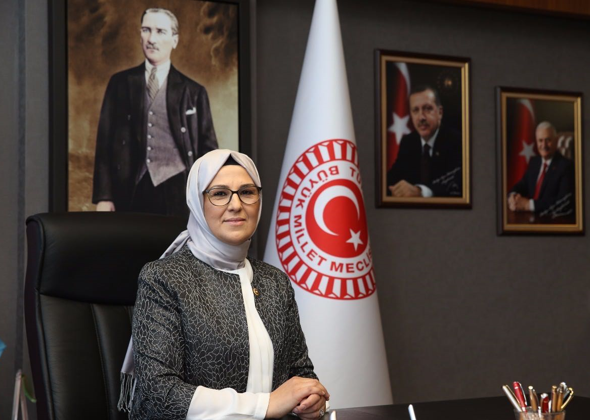 "Müftü de devletin memuru"