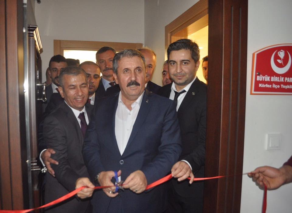 Körfez ilçeyi Destici açtı