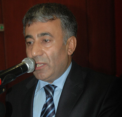 Temizlik işini taşeron yapıyor!