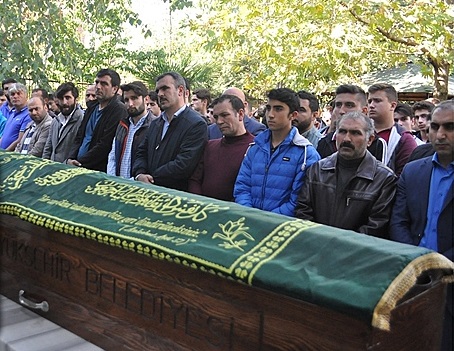 Harun son yolculuğuna uğurlandı