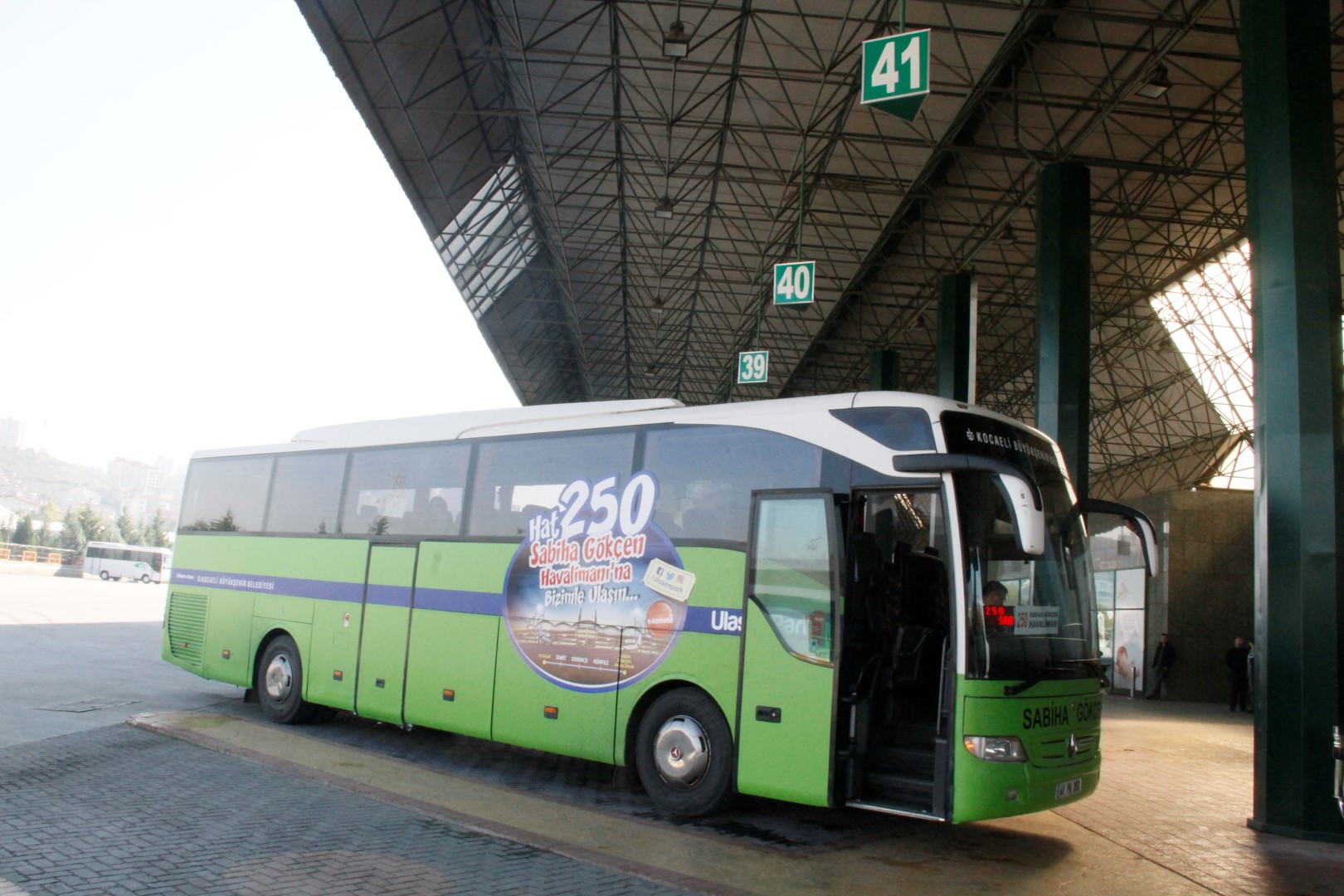 “250 numaralı hat otobüsü  Kaymakamlık önünden yolcu alsın”