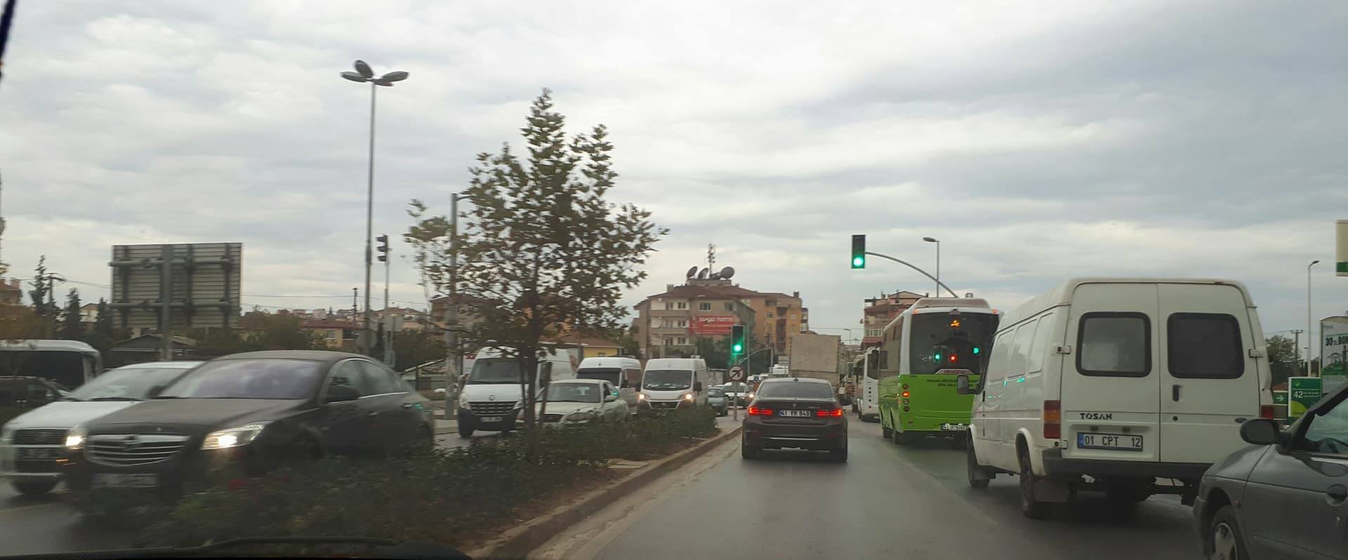 İstasyon Caddesi geçit vermiyor