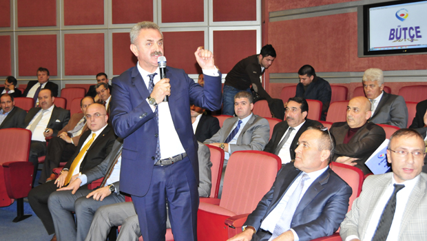 Basın dışarı çıkarılmak istendi