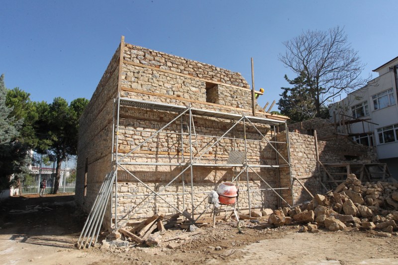 Tarihi Su Dolabı’nda çalışmalar sürüyor