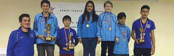 SATRANÇÇILAR GEBZE’DE KÜRSÜYE ÇIKTI