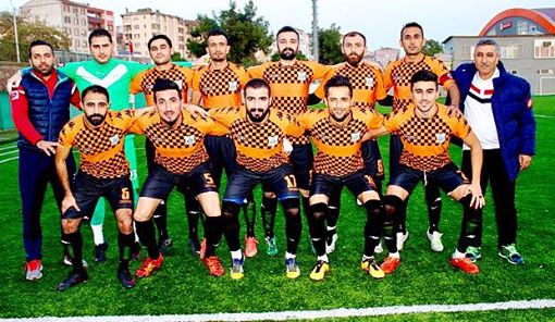 DİLOVASI GEÇEN YILI MUMLU ARIYOR