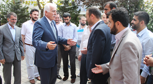 Kamalak, ‘İslam coğrafyası zulüm altında’