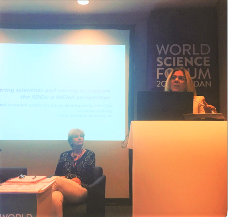 Dünya Bilim Forumuna katıldı