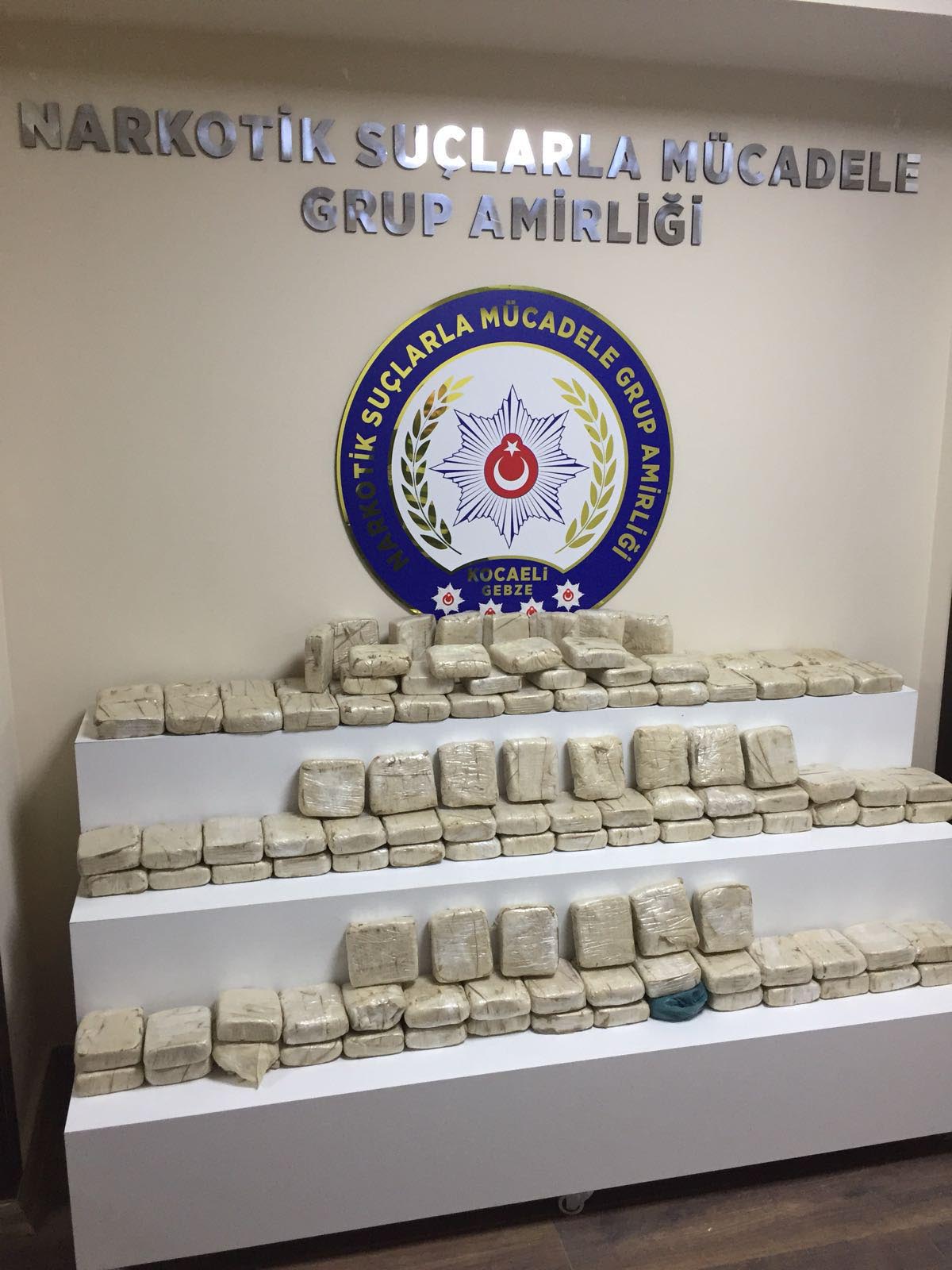 Gebze’de uyuşturucu operasyonu