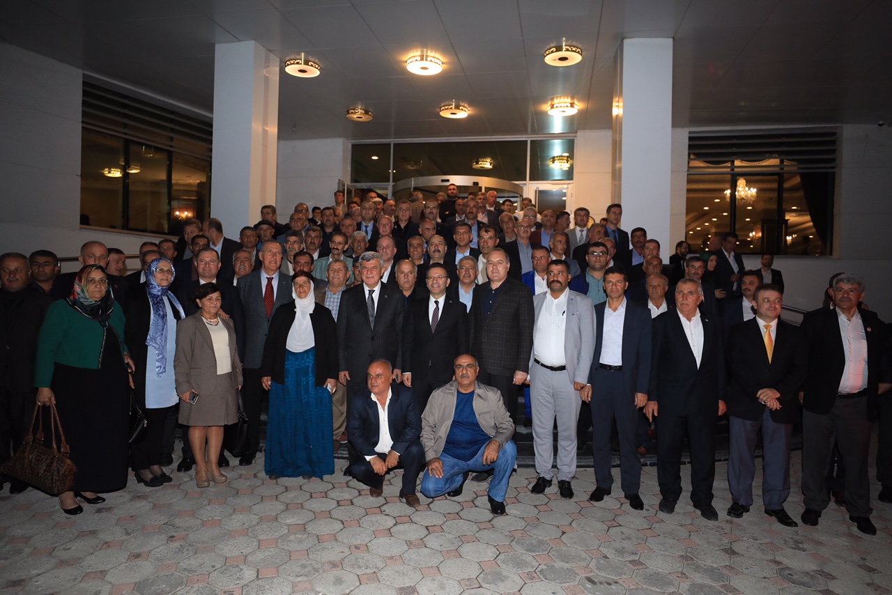 Mardinli muhtarlarla buluştu